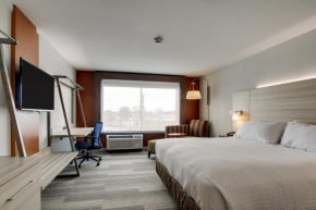 Holiday Inn Express & Suites Galesburg, an IHG Hotel